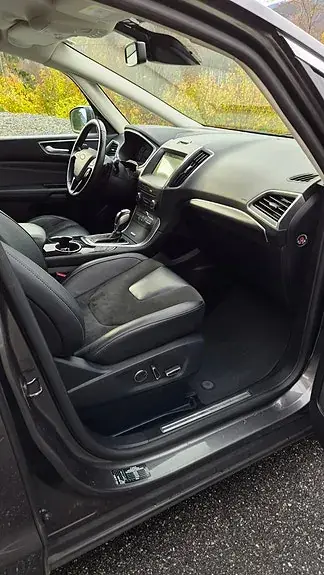 Ford S-Max 2017 photo 2