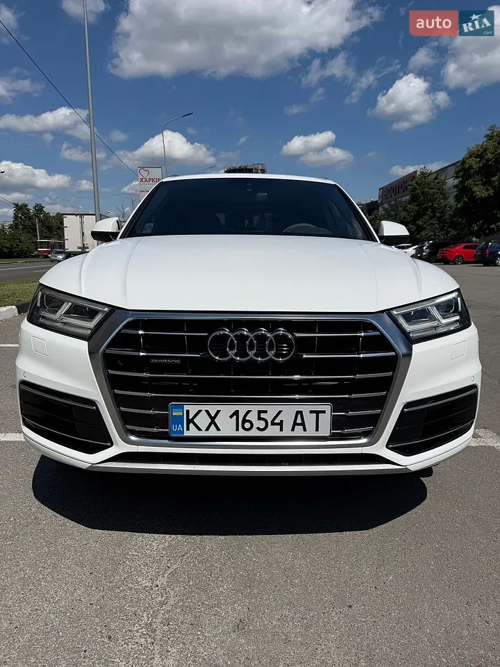 Audi Q5 2018 photo 2