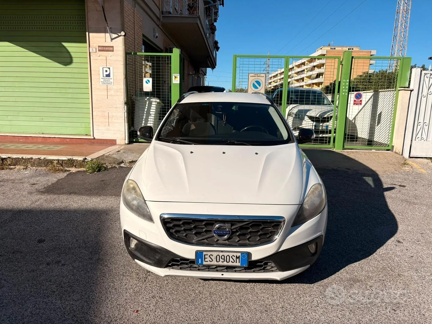 Volvo V40 2013 photo 4