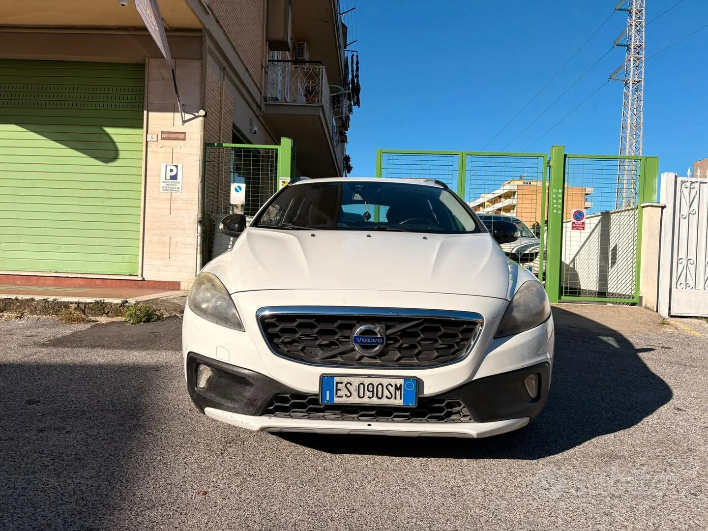 Volvo V40