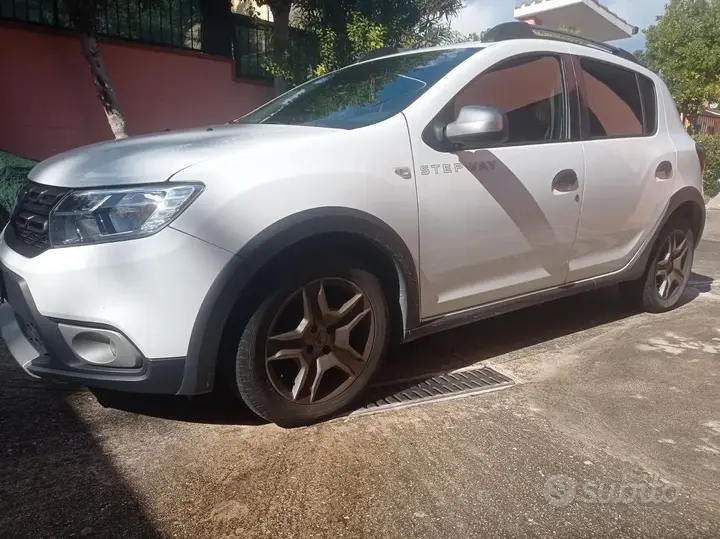 Dacia Sandero Stepway 2018 photo 2