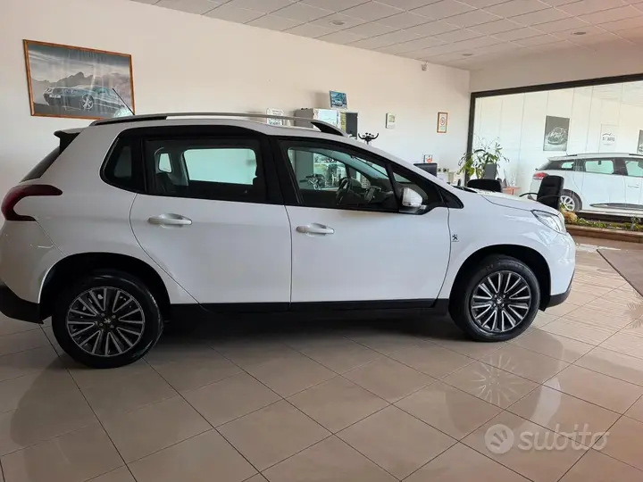 Peugeot 2008 2017 photo 5