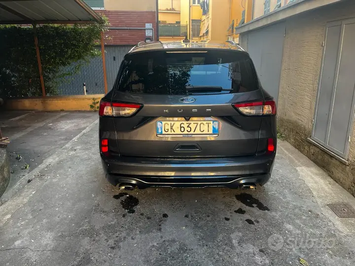 Ford Kuga 2022 photo 3