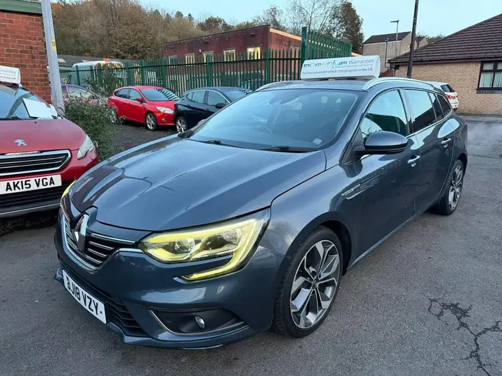Renault Megane 2018 photo 2