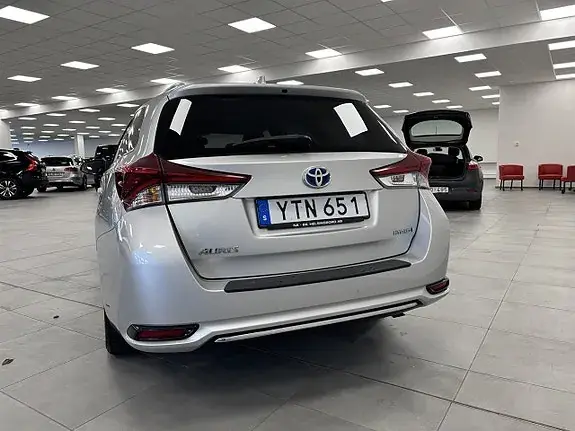 Toyota Auris 2017 photo 5