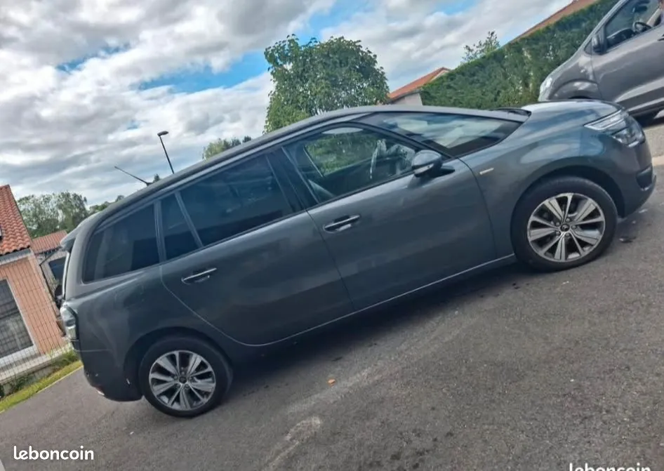 Citroen C4 Picasso 2016 photo 2