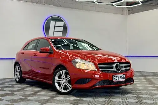 Mercedes-Benz A 180
