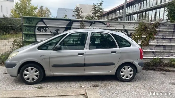 Citroen Xsara Picasso 2003 photo 2