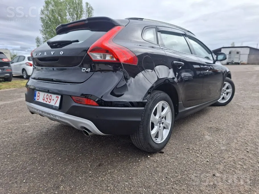 Volvo V40 2015 photo 3