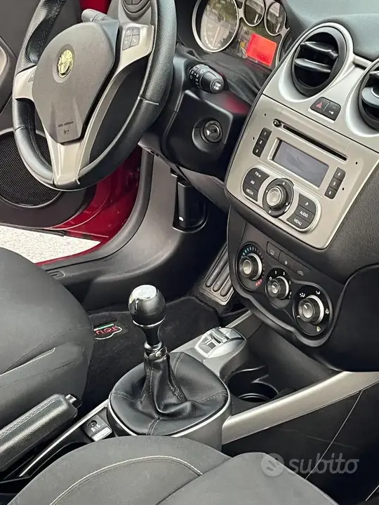 Alfa Romeo Mito 2011 photo 5