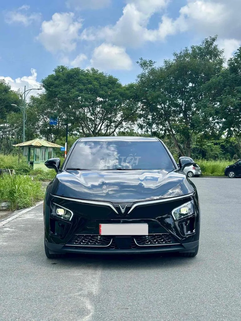 Vinfast Vf7