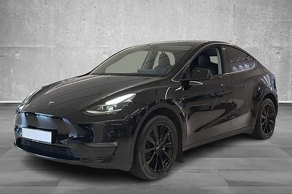 Tesla Model Y 2024 photo 2
