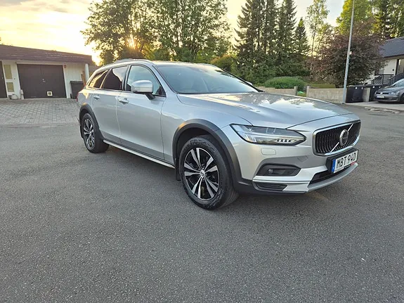 Volvo V90 Cross Country 2021 photo 4
