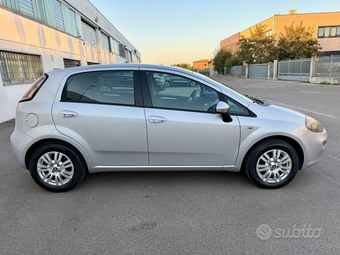 Fiat Punto 2014 photo 4