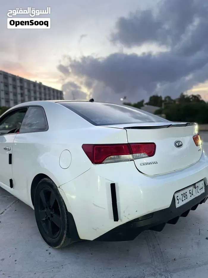 Kia Forte 2010 photo 4