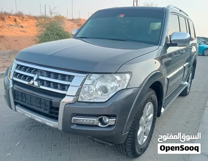 Mitsubishi Pajero 2017 photo 2