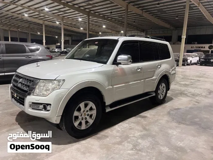 Mitsubishi Pajero 2017 photo 5