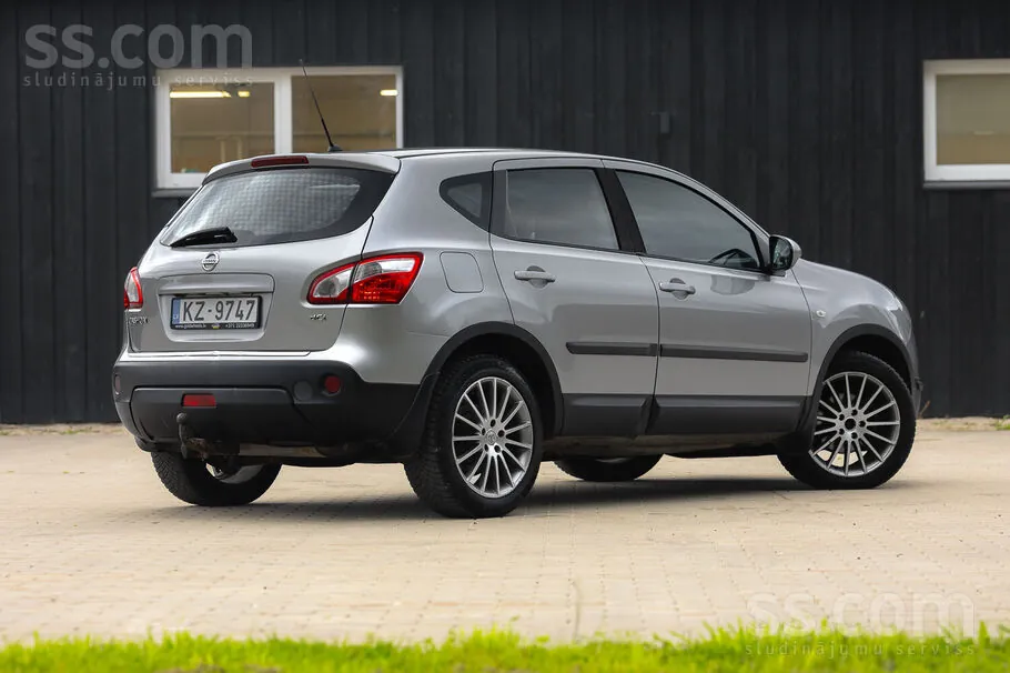 Nissan Qashqai 2011 photo 5