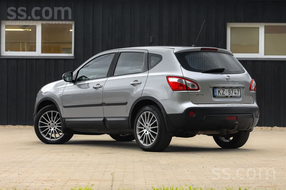 Nissan Qashqai 2011 photo 4