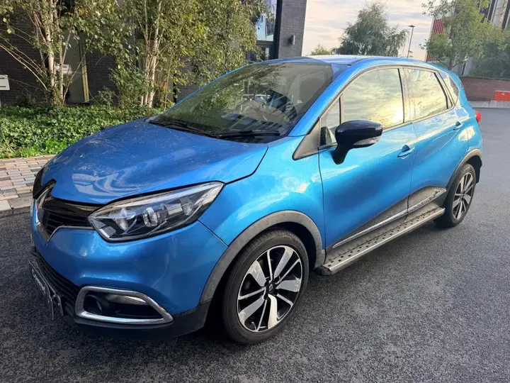 Renault Captur 2016 photo 2