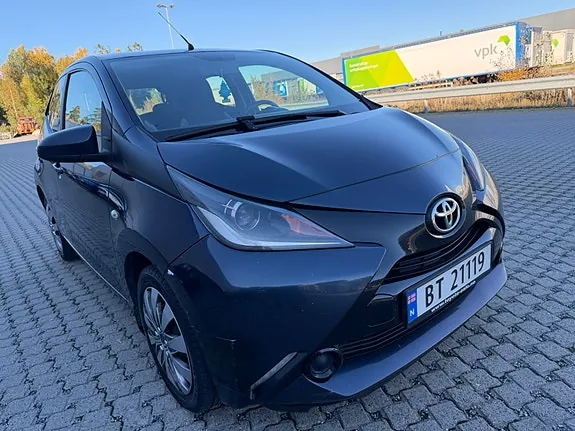 Toyota Aygo X 2015 photo 2