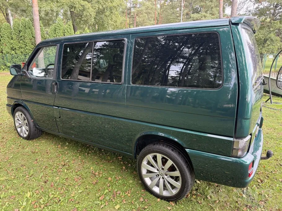Volkswagen Multivan 1996 photo 5