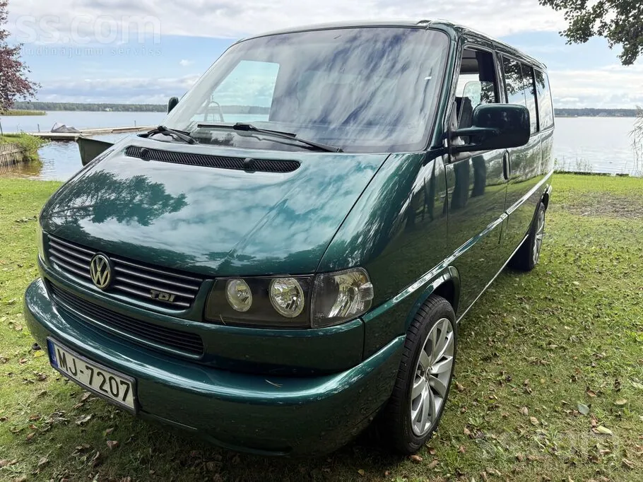 Volkswagen Multivan 1996 photo 4