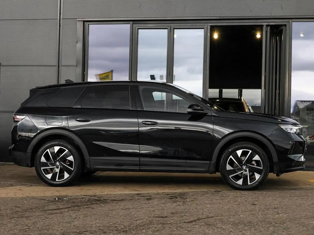 Vauxhall Grandland 2025 photo 4