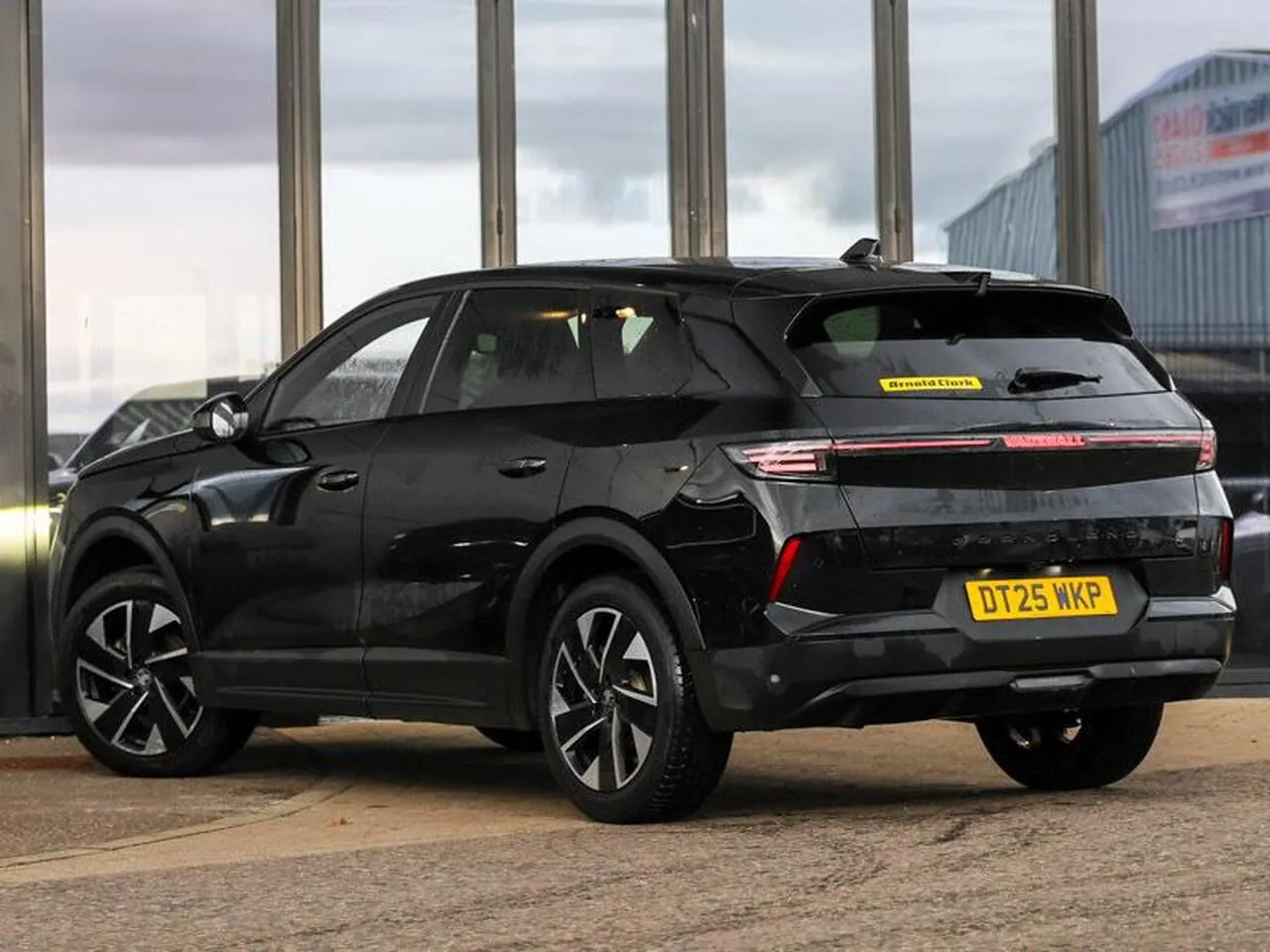 Vauxhall Grandland 2025 photo 2
