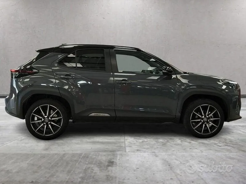 Toyota Yaris Cross 2025 photo 3