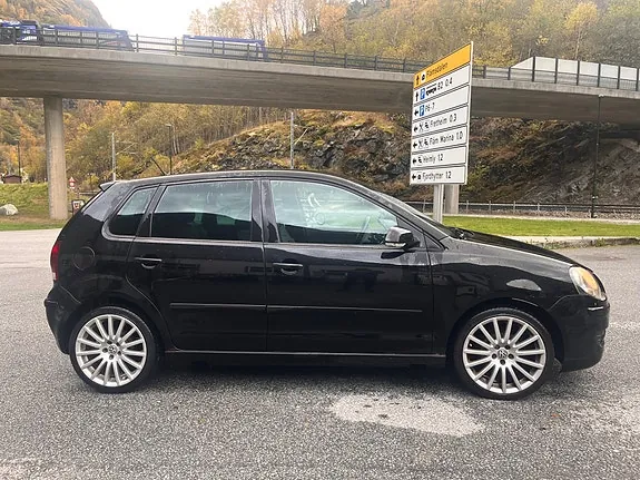 Volkswagen Polo Cross 2009 photo 5