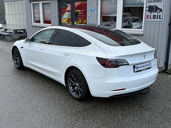 Tesla Model 3 2020 photo 4