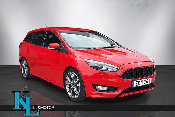 Ford Focus 2018 photo 2