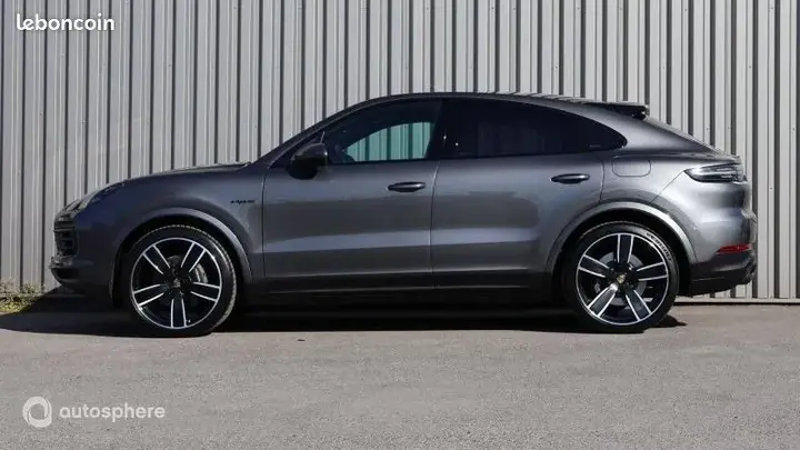 Porsche Cayenne 2021 photo 2