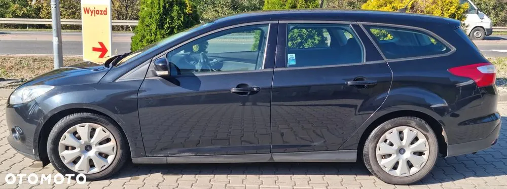 Ford Focus 2012 photo 2