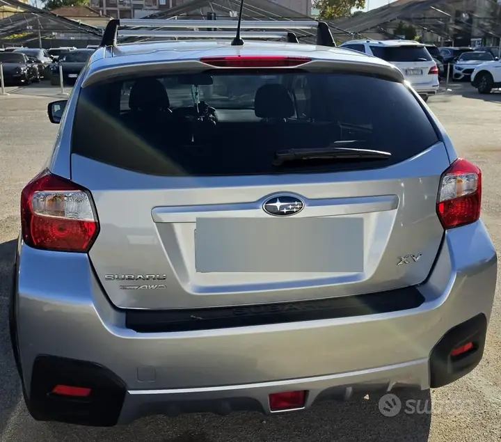 Subaru Xv 2015 photo 2