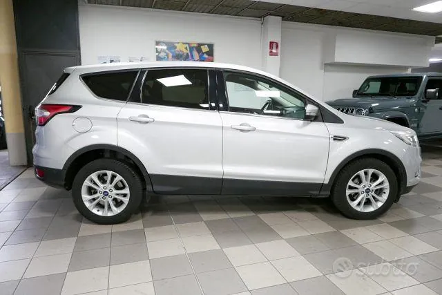 Ford Kuga 2019 photo 3