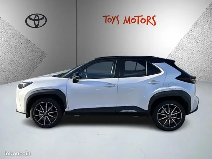 Toyota Yaris Cross 2025 photo 2