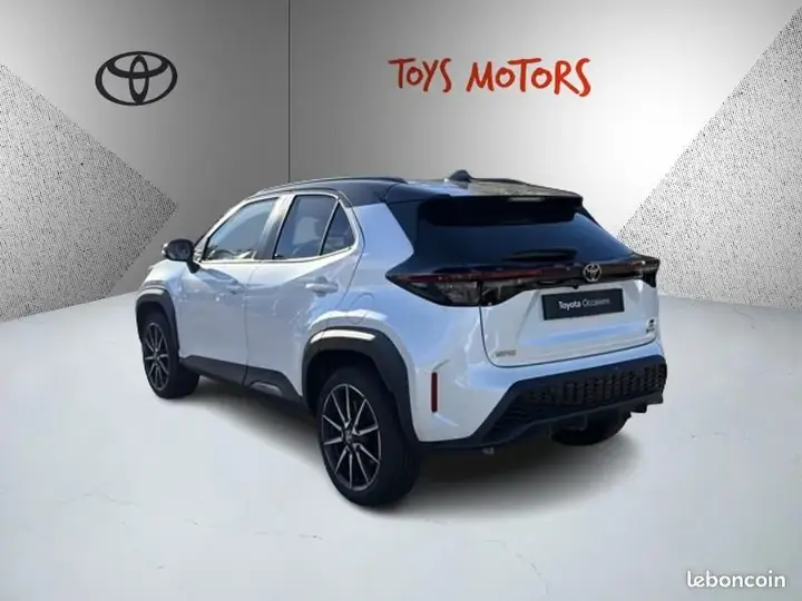 Toyota Yaris Cross 2025 photo 3