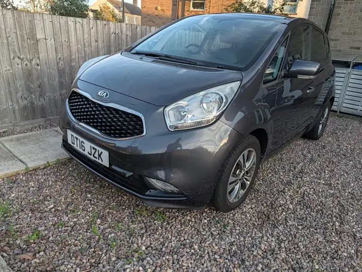 Kia Venga 2016 photo 2