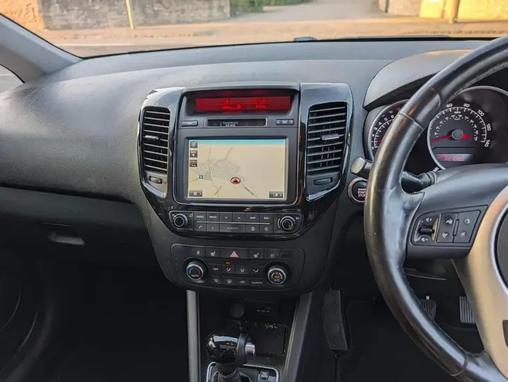 Kia Venga 2016 photo 5