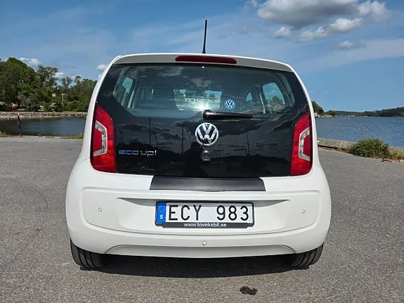 Volkswagen Up 2014 photo 4