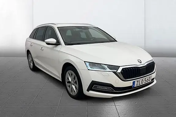 Skoda Octavia 2022 photo 3