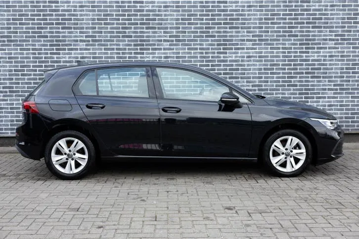 Volkswagen Golf 2023 photo 3