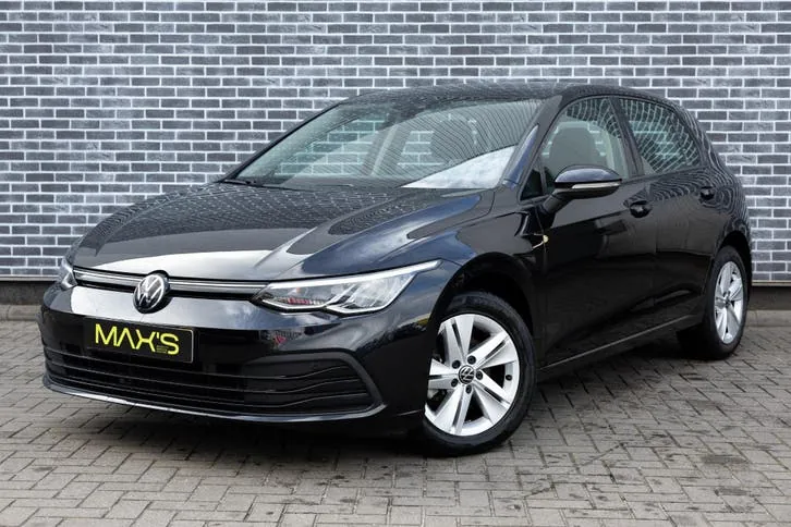 Volkswagen Golf 2023 photo 2