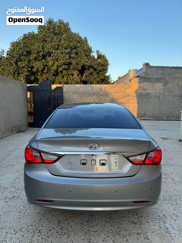 Hyundai Sonata 2012 photo 4