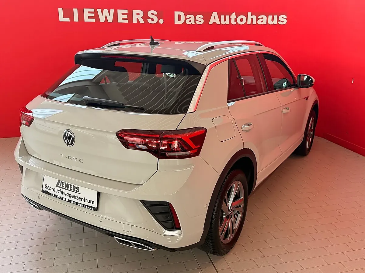 Volkswagen T-Roc 2024 photo 2
