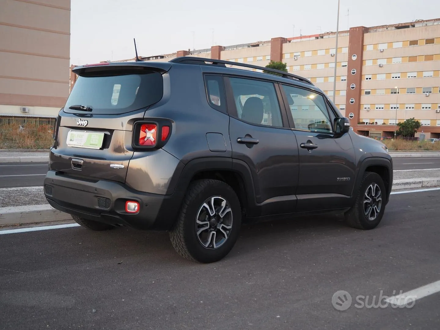 Jeep Renegade 2019 photo 2