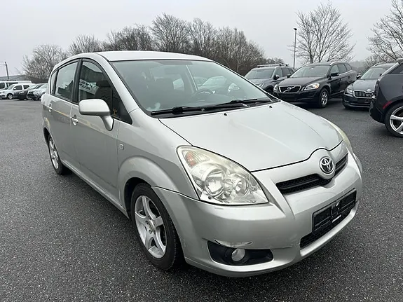 Toyota Corolla Verso 2008 photo 3
