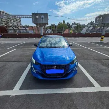Peugeot E-208 2020 photo 3